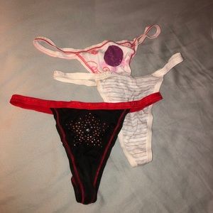 3 Victoria’s Secret XS thongs